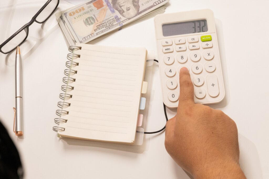 Personal Budget Management How To Divide Your Salary Smartly Across Every Type Of Expense And Finally Take Complete Control Of Your Financial Life